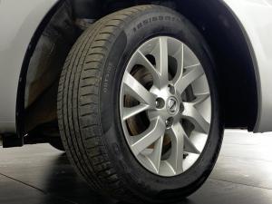 Nissan Almera 1.5 Acenta automatic - Image 15