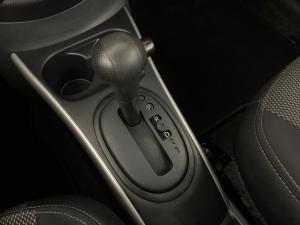 Nissan Almera 1.5 Acenta automatic - Image 8