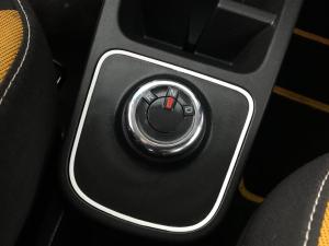 Renault Kwid 1.0 Climber 5-Door AMT - Image 8