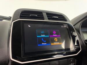 Renault Kwid 1.0 Climber 5-Door AMT - Image 9