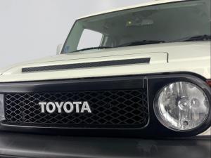 Toyota L/CRUISER FJ 4.0 V6 Cruiser - Image 4