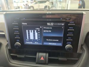 Toyota RAV4 2.0 GX CVT - Image 14