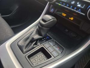 Toyota RAV4 2.0 GX CVT - Image 16