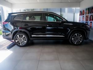 Chery Tiggo 8 Pro Max 2.0TGDI 390T Executive AWD - Image 2