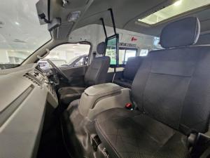 Foton Asambe 2.4i taxi 16-seater - Image 4