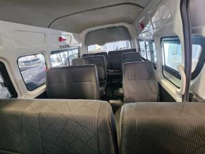 Foton Asambe 2.4i taxi 16-seater - Image 7