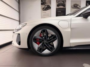 Audi RS e-tron GT quattro - Image 3