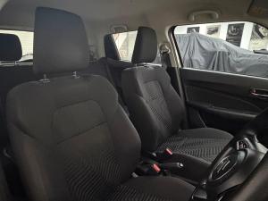 Suzuki Swift 1.2 GL manual - Image 7