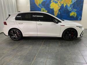 Volkswagen Golf GTI - Image 5
