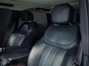 Land Rover Range Rover D350 HSE - Image 17
