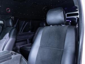 Toyota Quantum 2.7 GL 14-seater bus - Image 9