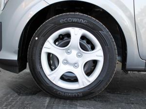 Kia Picanto 1.0 LS manual - Image 11