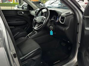 Hyundai Venue 1.0T Fluid auto - Image 13