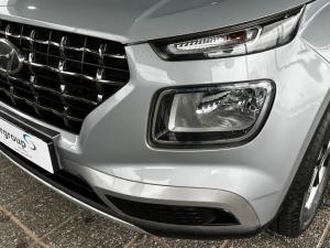 Hyundai Venue 1.0T Fluid auto - Image 4