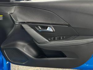 Peugeot 208 1.2T GT - Image 17