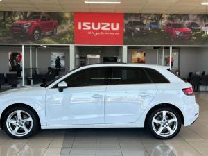 Audi A3 Sportback 30TFSI S line - Image 8