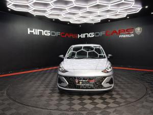 Hyundai Grand i10 1.0 Premium hatch - Image 2