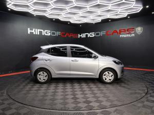 Hyundai Grand i10 1.0 Premium hatch - Image 3