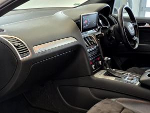 Audi Q7 4.2TDI quattro - Image 11