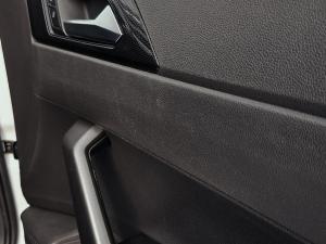 Volkswagen Polo hatch 1.0TSI Life manual - Image 11