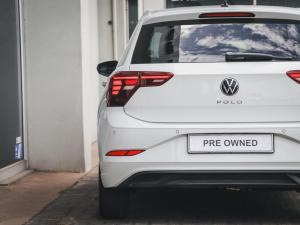 Volkswagen Polo hatch 1.0TSI Life manual - Image 11