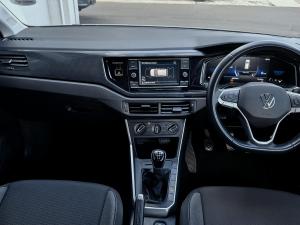 Volkswagen Polo hatch 1.0TSI Life manual - Image 14