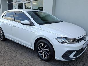 Volkswagen Polo hatch 1.0TSI Life manual - Image 1