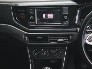 Volkswagen Polo hatch 1.0TSI Life manual - Image 24