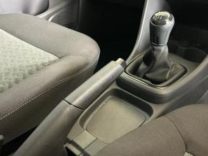 Volkswagen Polo Vivo hatch 1.4 Life - Image 17