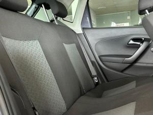 Volkswagen Polo Vivo hatch 1.4 Life - Image 19