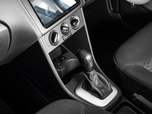 Volkswagen Polo Vivo hatch 1.6 Life - Image 25