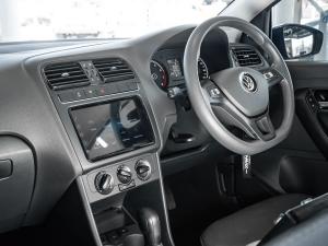 Volkswagen Polo Vivo hatch 1.6 Life - Image 26