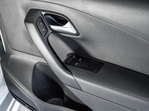 Volkswagen Polo Vivo hatch 1.4 - Image 22