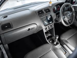 Volkswagen Polo Vivo hatch 1.4 - Image 23
