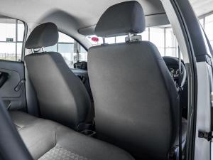 Volkswagen Polo Vivo hatch 1.4 - Image 29