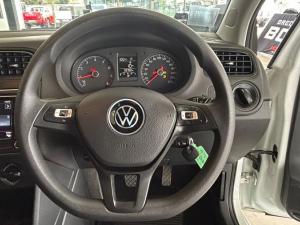 Volkswagen Polo Vivo hatch 1.6 Comfortline auto - Image 13