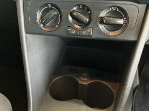 Volkswagen Polo Vivo hatch 1.6 Comfortline auto - Image 18