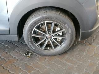 Mahindra XUV 3XO 1.2T MX2 manual