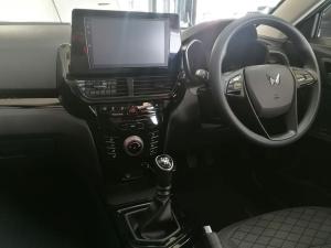Mahindra XUV 3XO 1.2T MX2 manual - Image 22