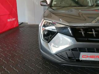 Mahindra XUV 3XO 1.2T MX2 manual