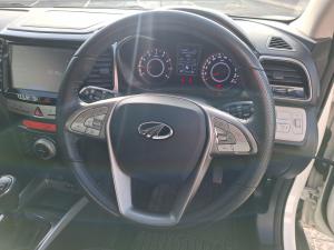 Mahindra XUV300 1.2T W8 - Image 8