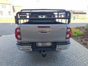 Toyota Hilux 2.8GD-6 double cab 4x4 Raider auto - Image 5