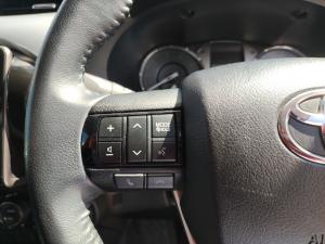 Toyota Hilux 2.8GD-6 double cab Raider auto - Image 9