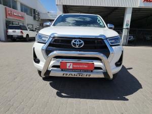 Toyota Hilux 2.8GD-6 double cab Raider auto - Image 4