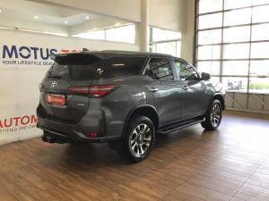 Toyota Fortuner 2.8GD-6 4x4 VX - Image 2