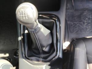 Toyota Hilux 2.8GD-6 Xtra cab Legend manual - Image 12