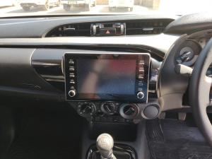 Toyota Hilux 2.8GD-6 Xtra cab Legend manual - Image 15