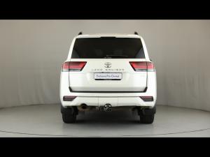 Toyota Land Cruiser 300 3.5T ZX - Image 5