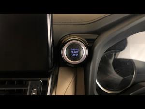 Toyota Land Cruiser 300 3.5T ZX - Image 16