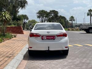 Toyota Corolla Quest 1.8 Prestige auto - Image 5